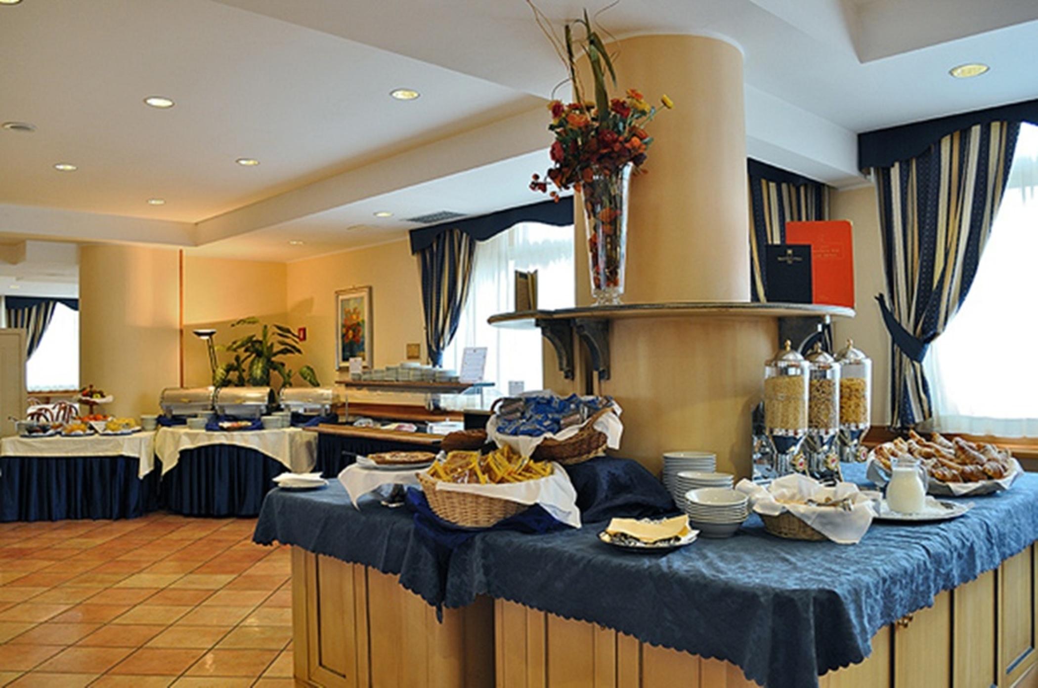 Hotel Pineta Palace Roma Restaurante foto